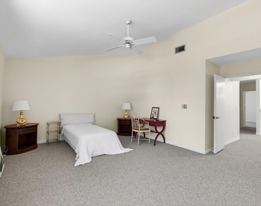 7865 La Mirada Drive - Photo Thumbnail 34
