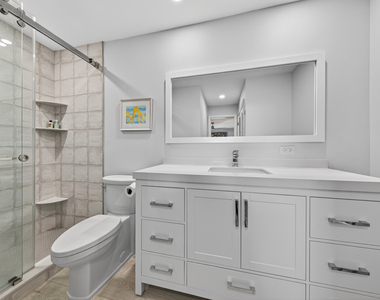 6429 Bay Club Drive - Photo Thumbnail 5