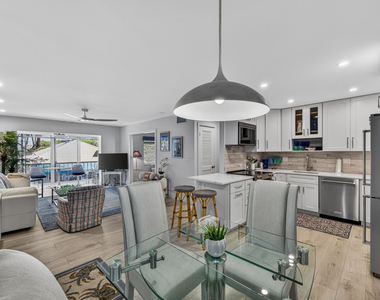 6429 Bay Club Drive - Photo Thumbnail 24