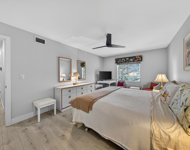 6429 Bay Club Drive - Photo Thumbnail 2