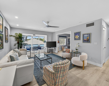 6429 Bay Club Drive - Photo Thumbnail 13