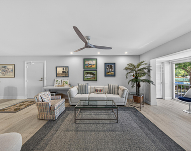 6429 Bay Club Drive - Photo Thumbnail 15