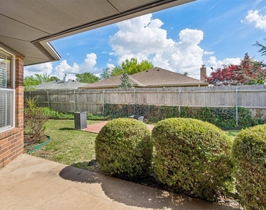 1708 Creekside Court - Photo Thumbnail 37