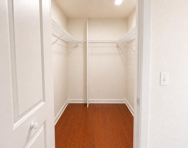 1660 Renaissance Commons Boulevard - Photo Thumbnail 7