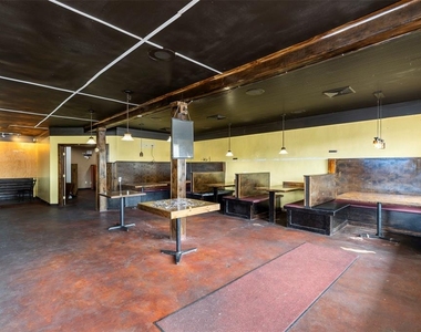 327 S Green Avenue - Photo Thumbnail 11