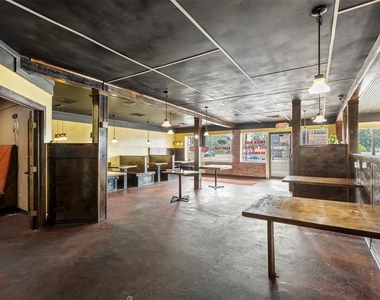 327 S Green Avenue - Photo Thumbnail 13