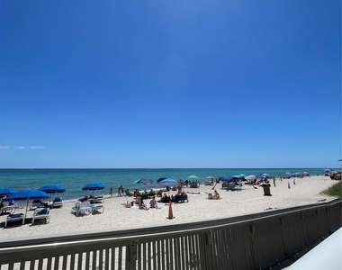 19201 Collins Avenue - Photo Thumbnail 1