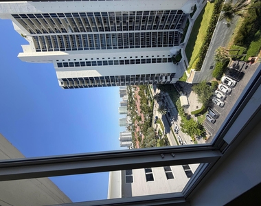 19201 Collins Avenue - Photo Thumbnail 39