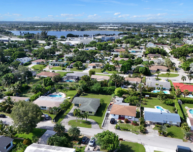 2022 Collier Avenue - Photo Thumbnail 35