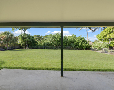 2022 Collier Avenue - Photo Thumbnail 26