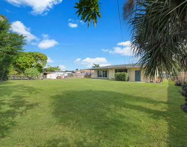 2022 Collier Avenue - Photo Thumbnail 30