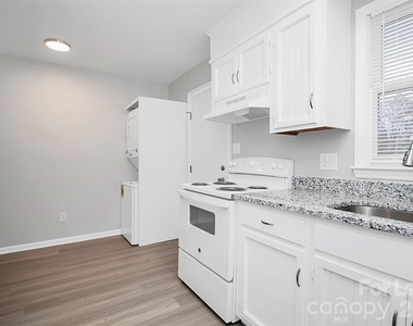 1219 Anderson Street - Photo Thumbnail 11