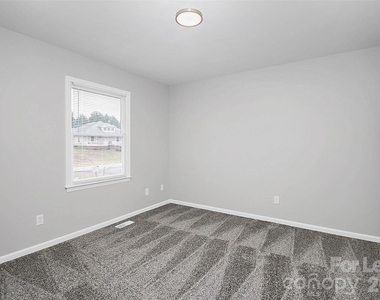 1219 Anderson Street - Photo Thumbnail 13