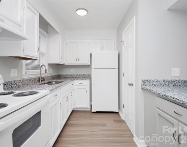 1219 Anderson Street - Photo Thumbnail 9