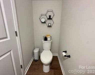 9139 Widden Way - Photo Thumbnail 19