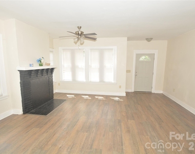 4101 Gossett Avenue - Photo Thumbnail 8