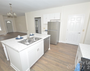 4101 Gossett Avenue - Photo Thumbnail 16