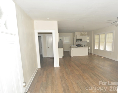 4101 Gossett Avenue - Photo Thumbnail 6
