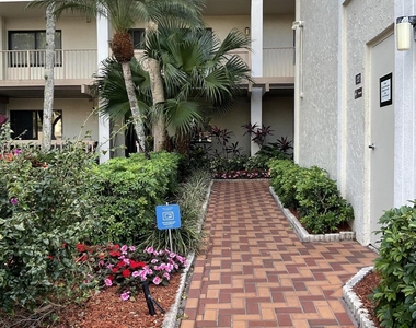 14475 Strathmore Lane - Photo Thumbnail 3