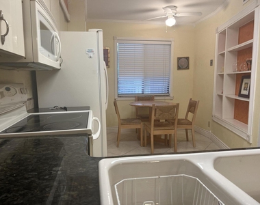 14475 Strathmore Lane - Photo Thumbnail 34
