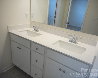 758 Earhart Street Nw - Photo Thumbnail 13