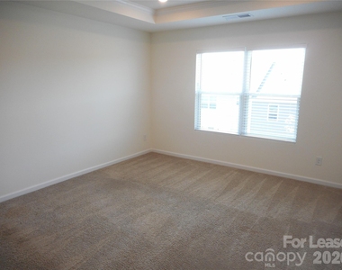 758 Earhart Street Nw - Photo Thumbnail 12