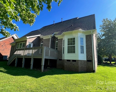 353 E Waterlynn Road - Photo Thumbnail 33