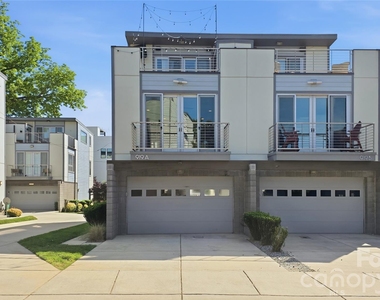 919 Westbrook Drive - Photo Thumbnail 25