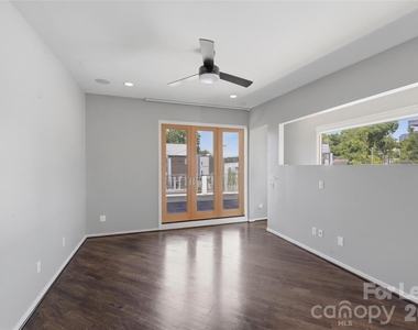 919 Westbrook Drive - Photo Thumbnail 15