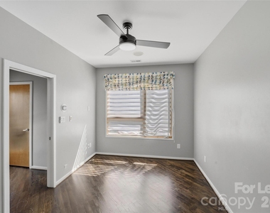 919 Westbrook Drive - Photo Thumbnail 18