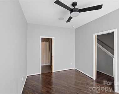 919 Westbrook Drive - Photo Thumbnail 19