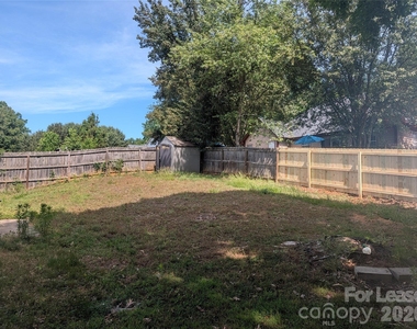 131 Diamond Drive - Photo Thumbnail 19