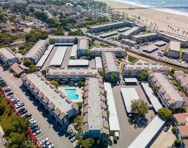 263 S Ventura Road - Photo Thumbnail 26