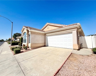 26805 China Drive - Photo Thumbnail 1