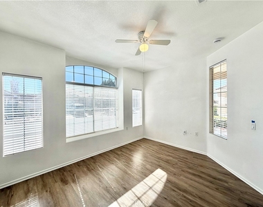 26805 China Drive - Photo Thumbnail 7