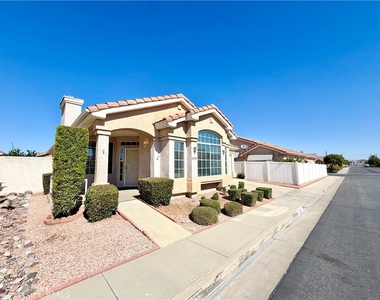 26805 China Drive - Photo Thumbnail 2
