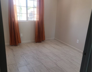 32810 Saskia Pass - Photo Thumbnail 28