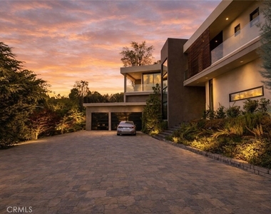 19333 Rosita Street - Photo Thumbnail 53