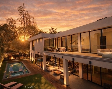 19333 Rosita Street - Photo Thumbnail 1