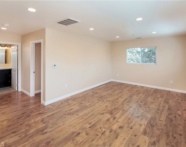 17134 Saticoy Street - Photo Thumbnail 1