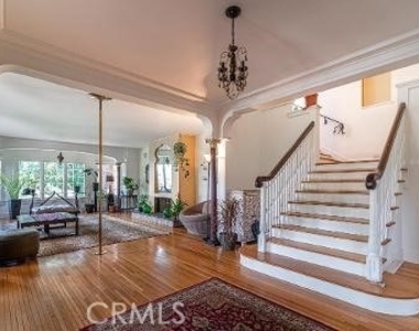 2275 Vasanta Way - Photo Thumbnail 1