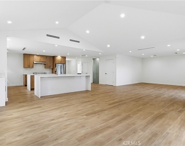 5440 Alcove - Photo Thumbnail 12