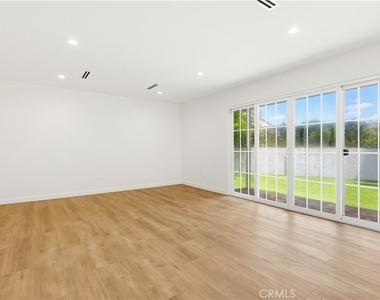 5440 Alcove - Photo Thumbnail 8
