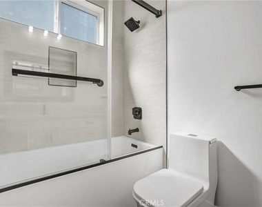 2124 W 238th Street - Photo Thumbnail 27