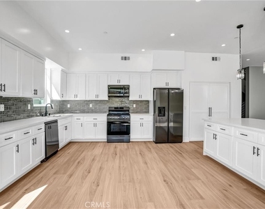 2124 W 238th Street - Photo Thumbnail 14
