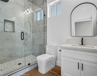 2124 W 238th Street - Photo Thumbnail 35