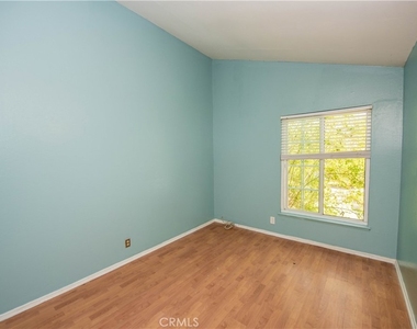 1709 Beechwood Avenue - Photo Thumbnail 26