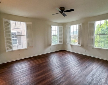 1414 Montgomery Street - Photo Thumbnail 15