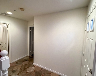 1414 Montgomery Street - Photo Thumbnail 7