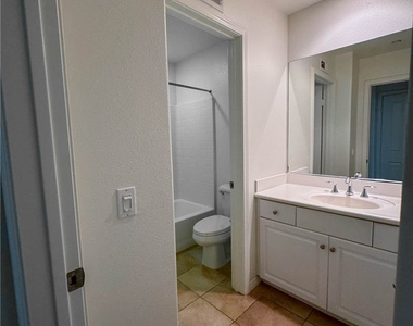 1414 Montgomery Street - Photo Thumbnail 10